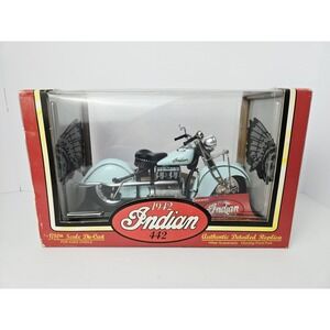 1942 Indian Motorcycle Die Cast 1/10 Strombecker 1996 model blue